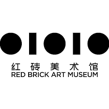 Logo Pékin : RED BRICK ART MUSEUM / 2019