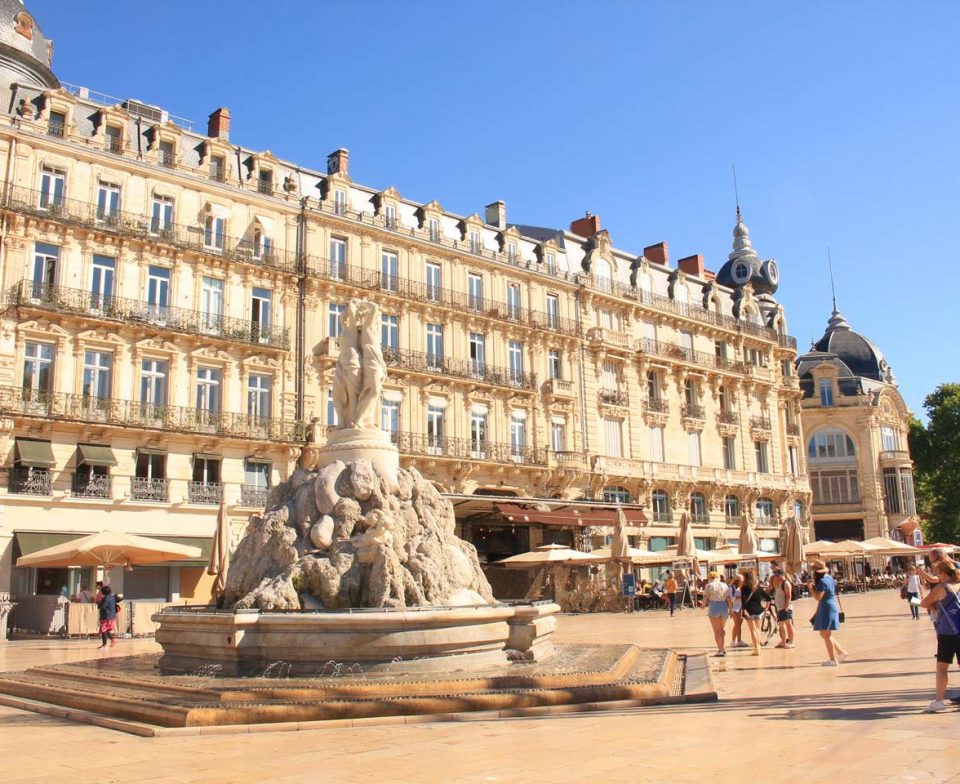 Vue de la fontaine des trois graces à Montpellier