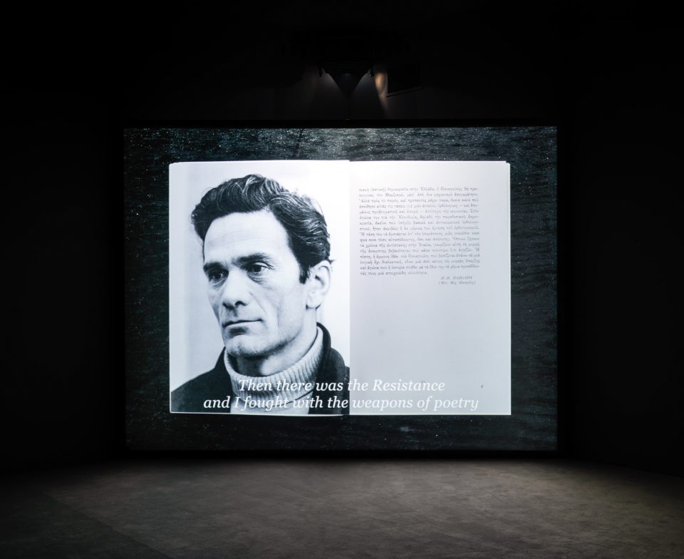 Bouchra Khalili, The Tempest Society, 2017 / Vue d'installation, Documenta 14, Athènes, 2017 / © Photo : Stathis Mamalakis
